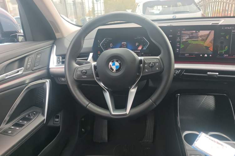 Used BMW X2 2024 sDrive25i M Sport Package Steering Wheel