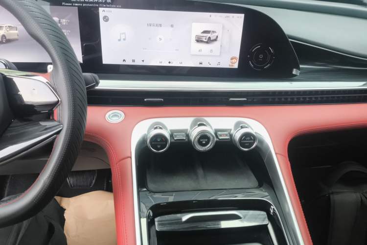 Used EXEED Stellar 2023 400T Two-Wheel Drive Comfort Flyfish Edition
