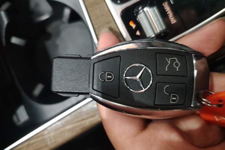 Used Mercedes-Benz GLC Coupe 2017 GLC 260 4MATIC Coupe SUV
