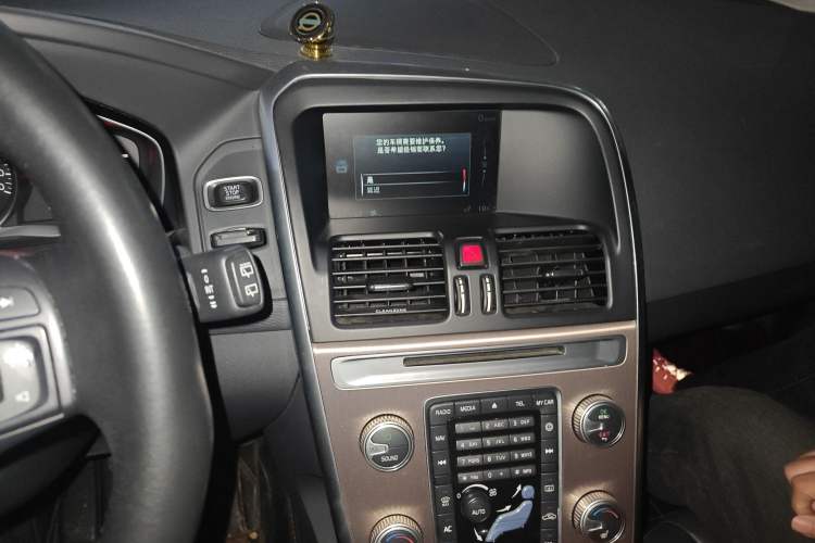 Used Volvo XC60 2017 T5 Smart Upgrade Edition