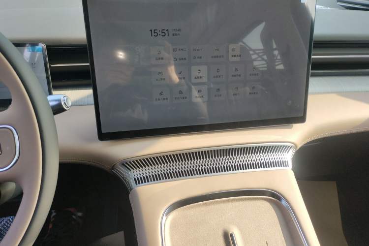 Used XPeng X9 2026 Model—Range-Extended Version 1602 Max
