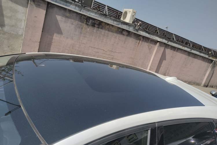 Used Volvo V40 2017 T3 Zhiyi Edition
