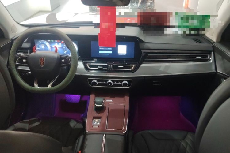 Used Hongqi HS5 2023 2.0T Qixiang Pro Edition Center Console
