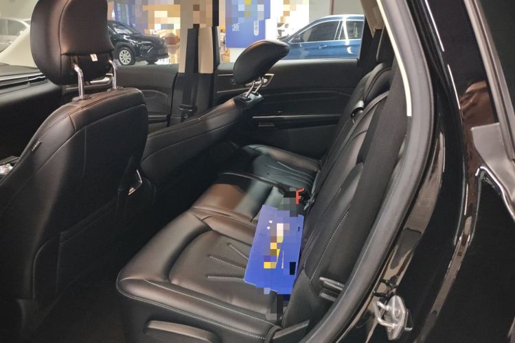 Used Ford Edge 2021 PLUS EcoBoost 245 Two-Wheel-Drive Platinum Edition 5 Seats
