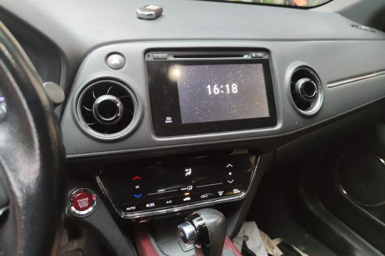 Used Honda XR-V 2015 1.8L VTi CVT Luxury Edition Audio And AC Panel