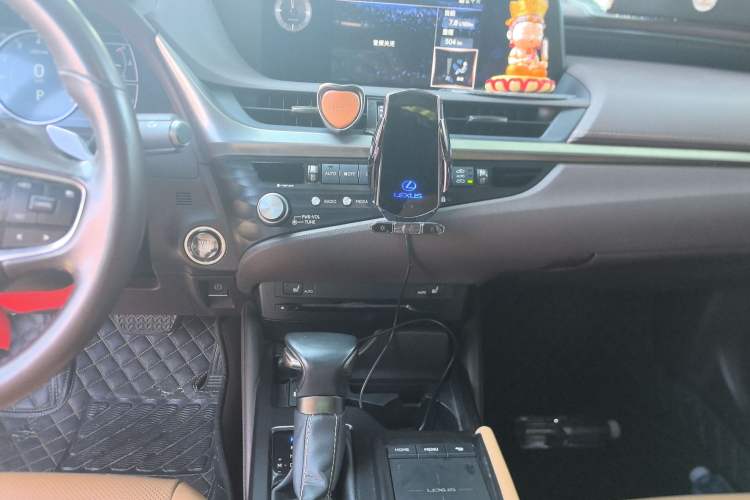 Used Lexus ES 2020 200 Excellence Edition