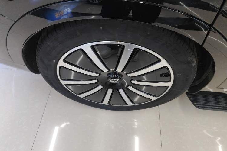 Used Hima AITO M9 2024 Range-Extended Ultra Version 42 kWh 6-Seater Model
