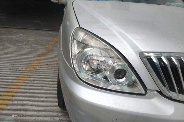 Used Buick GL8 2014 2.4L Classic Edition Right Front Headlight