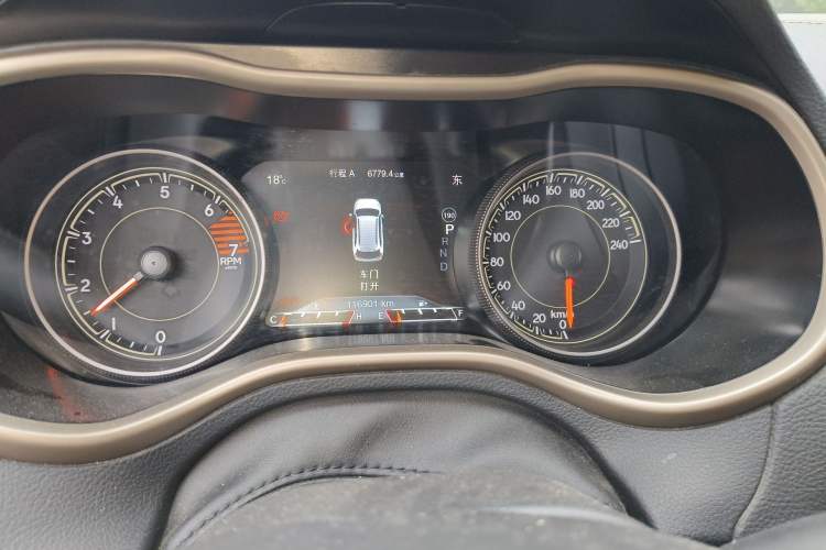 Used Jeep Cherokee 2016 2.0L Superior Edition