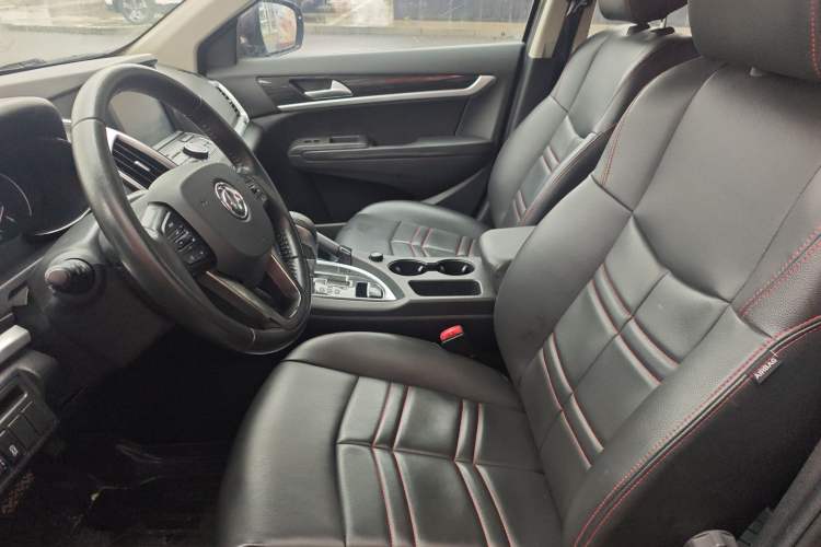 Used Dongfeng Aeolus AX7 2016 2.0L Automatic Zhiyi Trim
