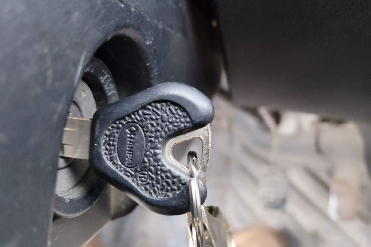 Used Wuling Zhiguang 2013 1.0L Practical Version