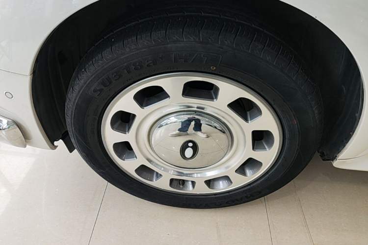 Used ORA Ballet Cat 2022 401 km Nutcracker Edition