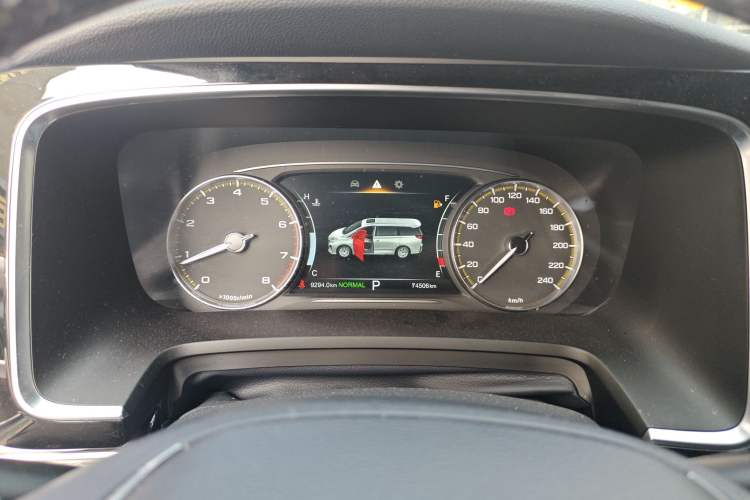 Used GAC Trumpchi M8 2021 Lingxiu Series 390T Deluxe Edition Instrument Cluster