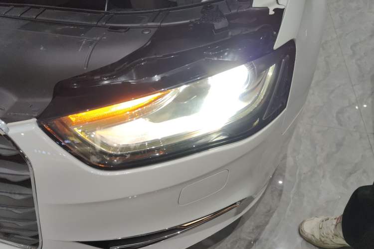 Used Audi A4L 2016 30 TFSI Collector's Edition Automatic Comfort Model
