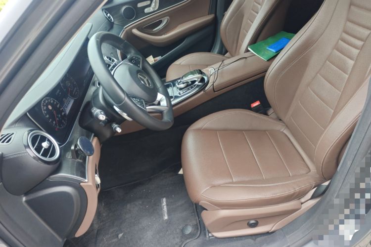 Used Mercedes-Benz E-Class 2016 E 300 L Sporty and Stylish Model
