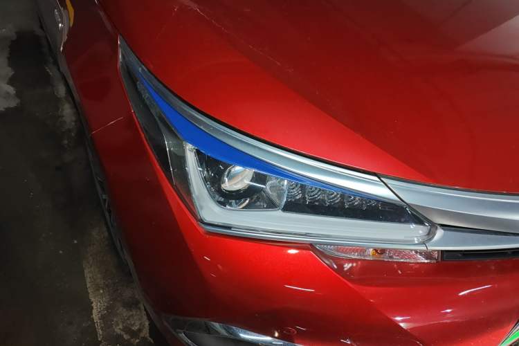 Used Toyota Corolla 2016 Dual-Engine 1.8L E-CVT Elite Edition