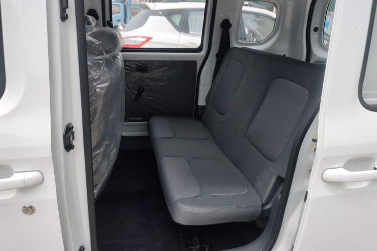 Used Wuling Zhiguang New Energy 2025 Comfort Model Left Rear Seat