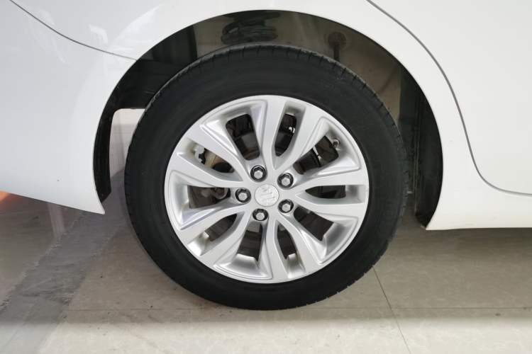 Used Buick GT 2018 15T Dual-Clutch Elite Model China V Standard