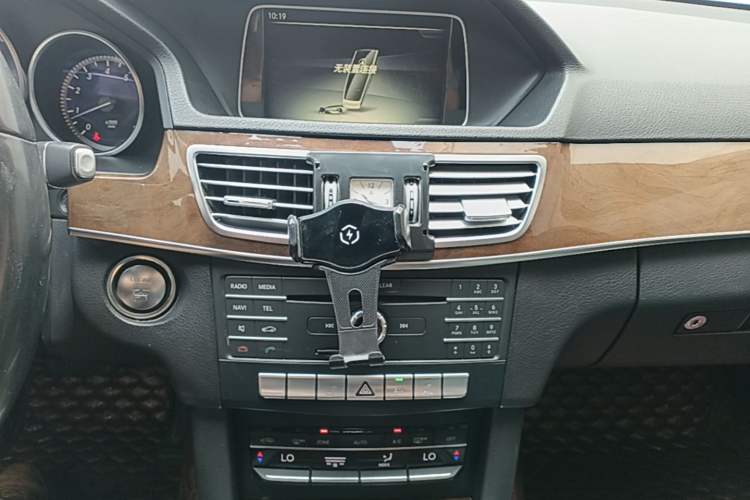 Used Mercedes-Benz E-Class 2015 Revised E 260 L
