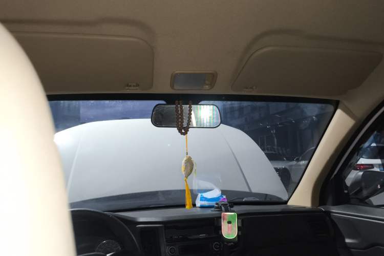 Used Wuling Hongguang V 2019 1.5L Base Version China VI LAR Headliner