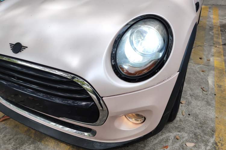 Used MINI 2015 1.5T COOPER Fun Five-Door Edition
