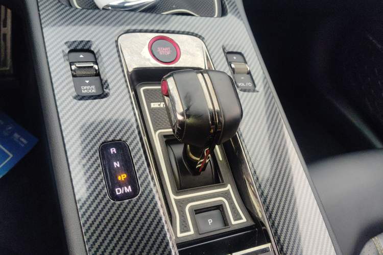 Used GAC Trumpchi EMPOW 2023 270T DCT J16 Version Gear Lever