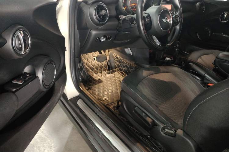 Used MINI MINI 2016 1.2T ONE Pioneer Edition
