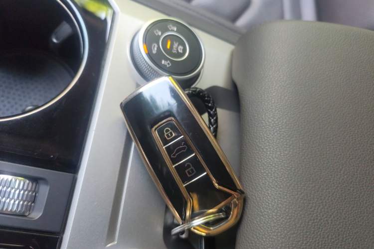 Used Volkswagen Touareg 2021 3.0 TSI Prestige Edition Classic Sport Package Vehicle Key