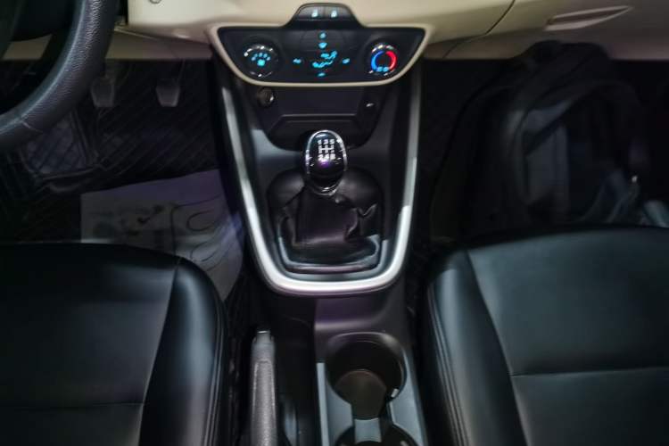 Used Ford Escort 2015 1.5L Manual Comfort Model
