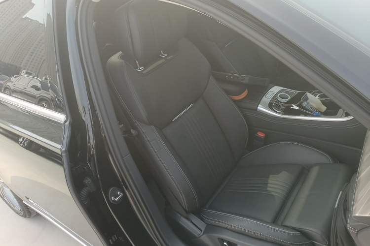 Used Hongqi H9 2020 2.0T Smart Connect Flagship Edition
