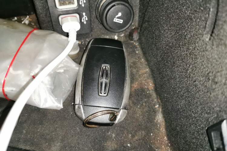 Used Lincoln Continental 2017 2.0T Two-Wheel Drive Deluxe Edition
