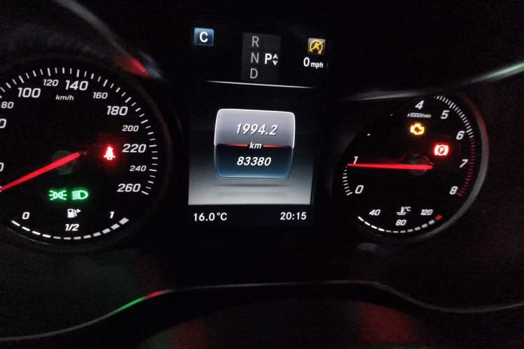 Used Mercedes-Benz GLC 2018 Facelift GLC 260 4MATIC Luxury Edition
