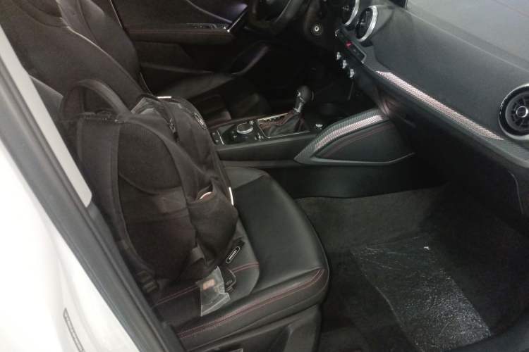 Used Audi Q2L 2024 35TFSI Ambition Dynamic Edition Right Front Seat