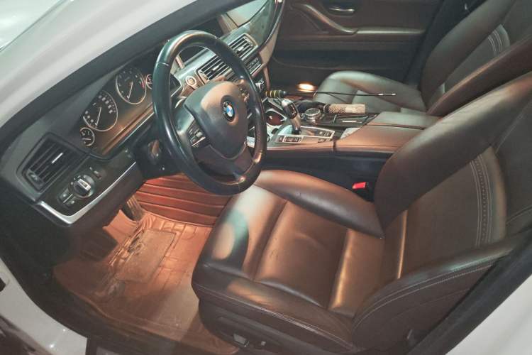 Used BMW 5 Series 2014 525Li Luxury Design Package