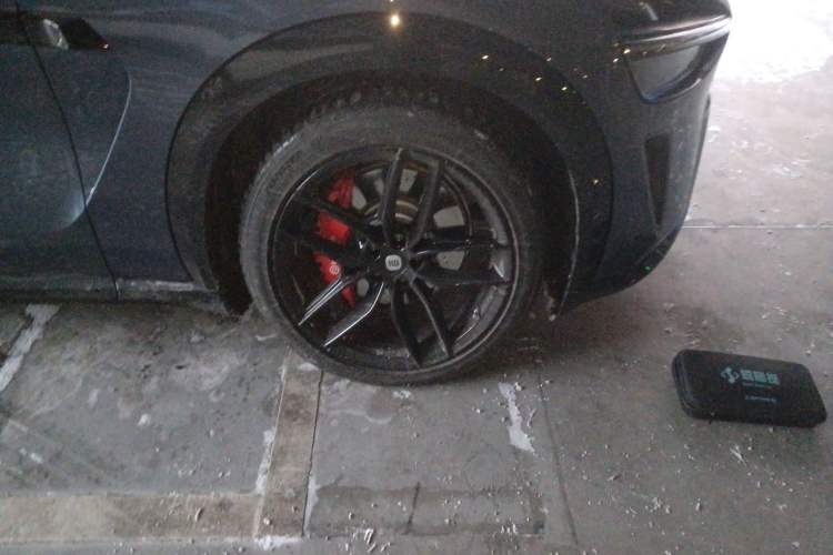 Used Xiaomi Auto YU7 2025 Ultra-Long Range High-Performance All-Wheel-Drive Max Edition