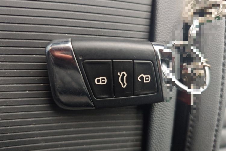 Used Volkswagen Magotan 2019 380TSI DSG Luxury Model China V Standard Vehicle Key