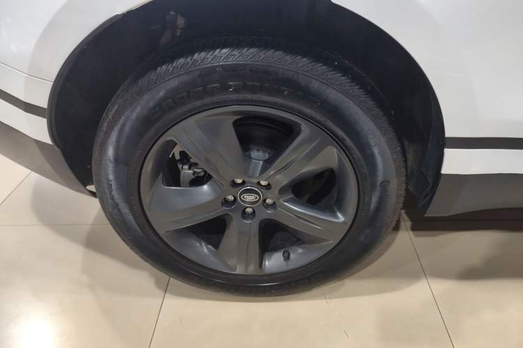 Used Land Rover Range Rover Velar 2022 250 PS