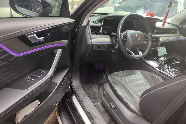 Used Hongqi HS5 2022 Revised Version 2.0T Smart Connect Flagship Edition
