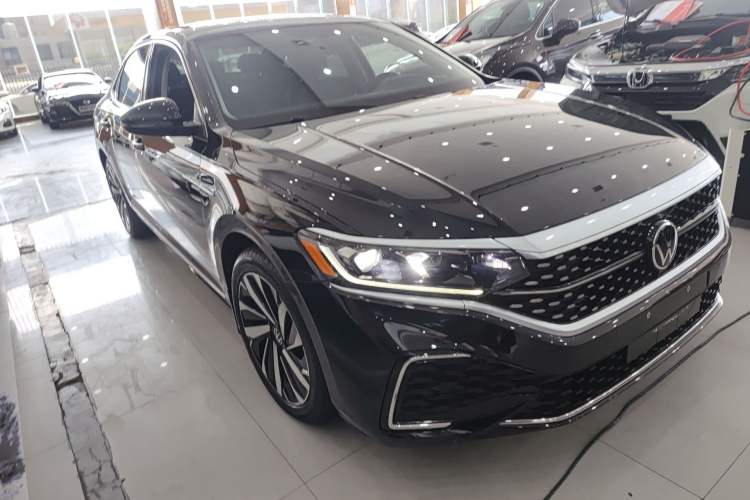 Used Volkswagen Passat 2022 330TSI Starry Elite Edition
