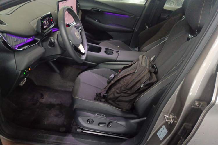 Used Volkswagen ID.UNYX 2024 Pro Long-Range Version
