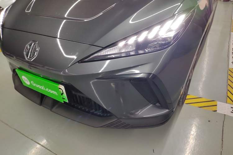 Used MG 4 EV 2023 415 km Range Sea-Faring Champion Edition Left Front Headlight