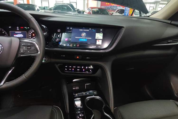 Used Buick Envision 2022 Facelift Encore S 652T Two-Wheel-Drive Luxury Model
