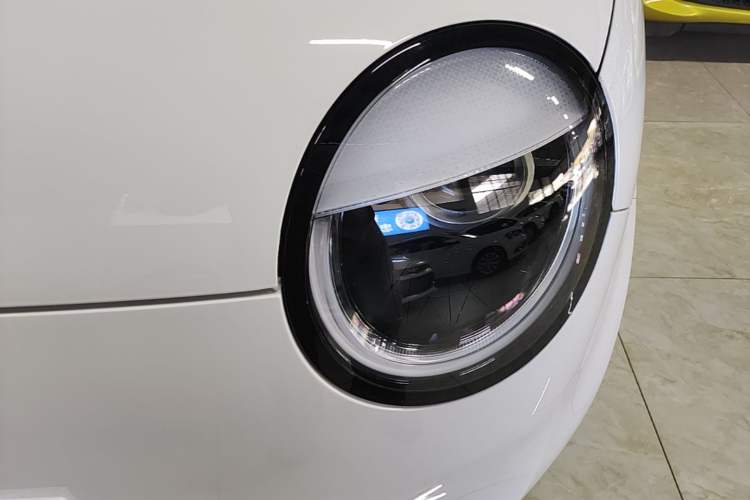 Used CHANGAN NEVO Lumin 2023 205km Xiangqin Version
