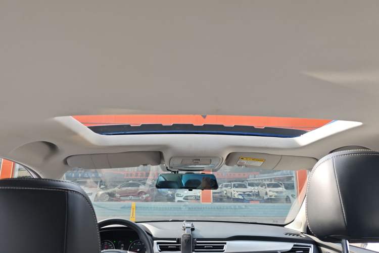 Used Roewe i5 2020 1.5L Manual 4G Connect Leehao Flagship Edition
