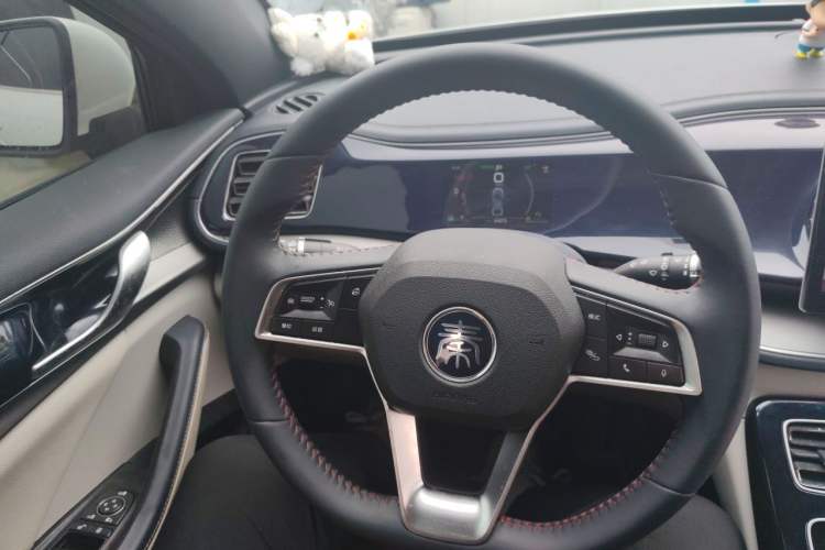 Used BYD Qin PLUS 2021 DM-i 55KM Flagship Model

