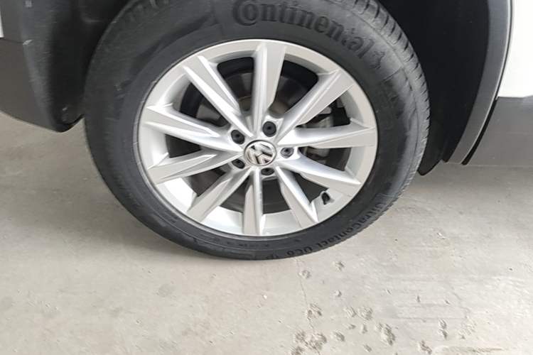 Used Volkswagen Tiguan 2017 300TSI Automatic Two-Wheel Drive Silk Road Comfort Edition