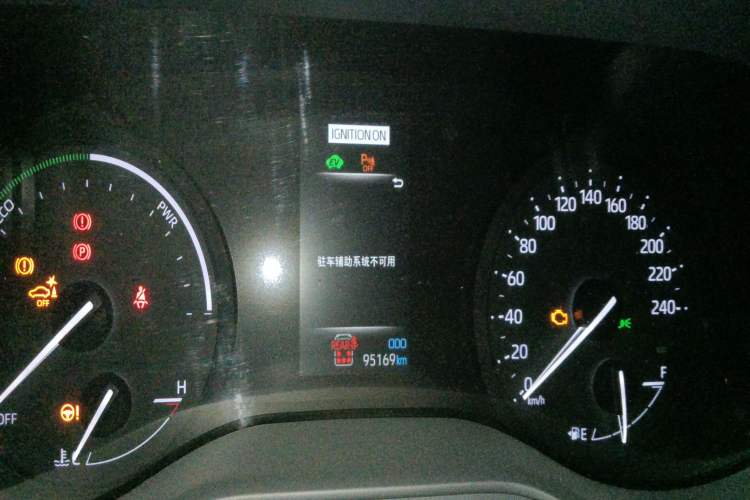 Used Toyota Sienna 2021 2.5L Hybrid Premium Edition
