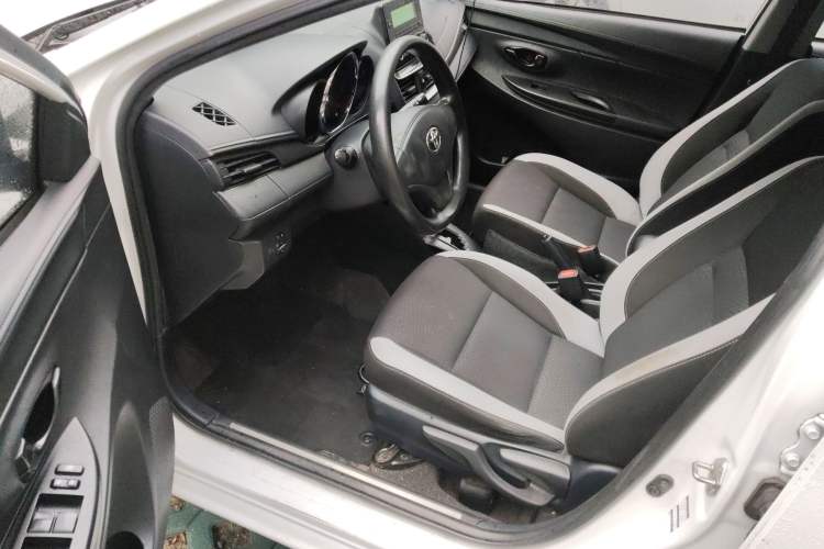 Used Toyota YARiS L Zhi Xuan 2020 1.5L CVT Leading Edition
