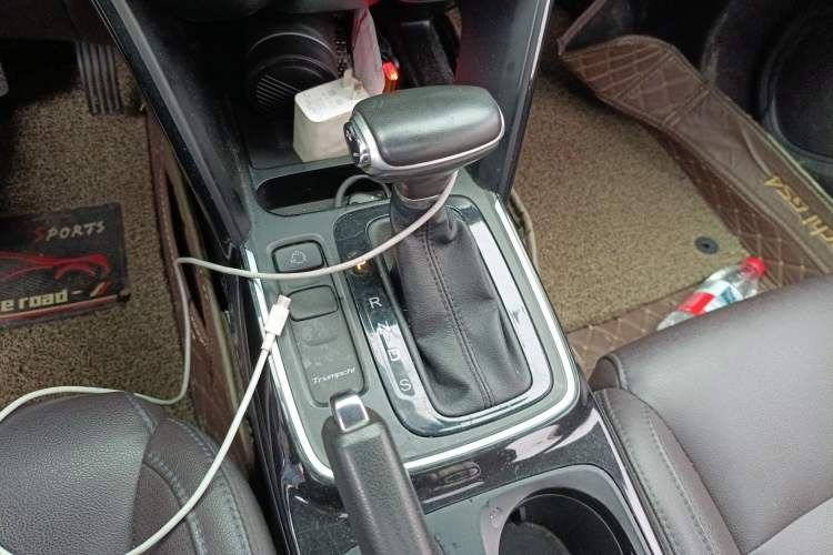 Used GAC Trumpchi GS4 2018 200T G-DCT Two-Wheel Drive Elite Edition
