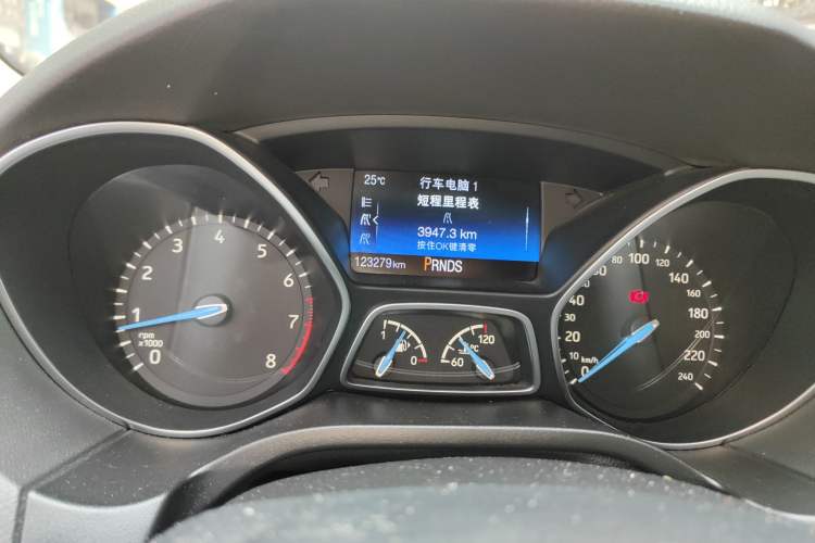 Used Ford Focus 2017 Sedan EcoBoost 180 Automatic Elite Model
